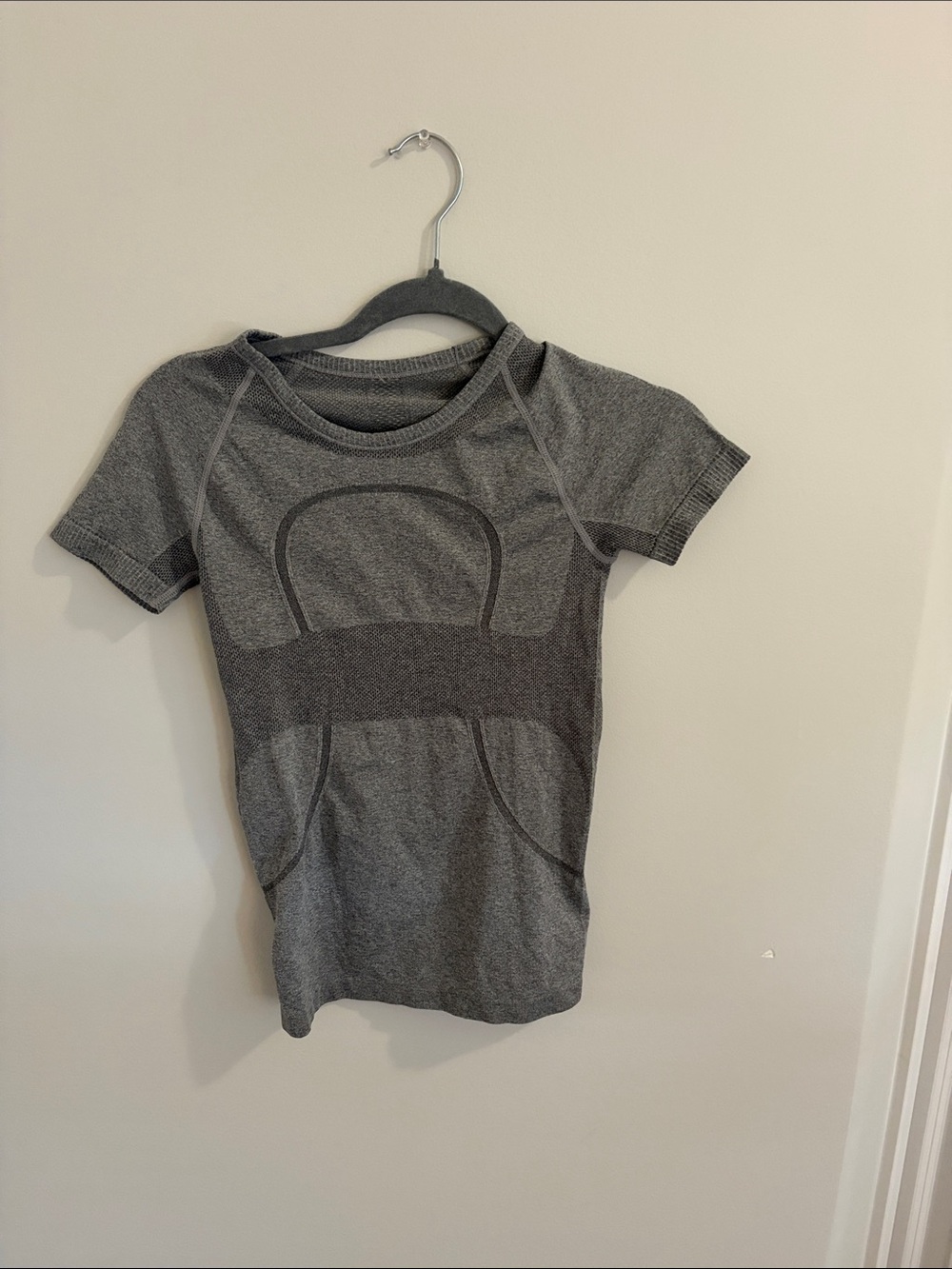 lululemon athletica Girls' Seamless Short Sleeve Tee - Gray
